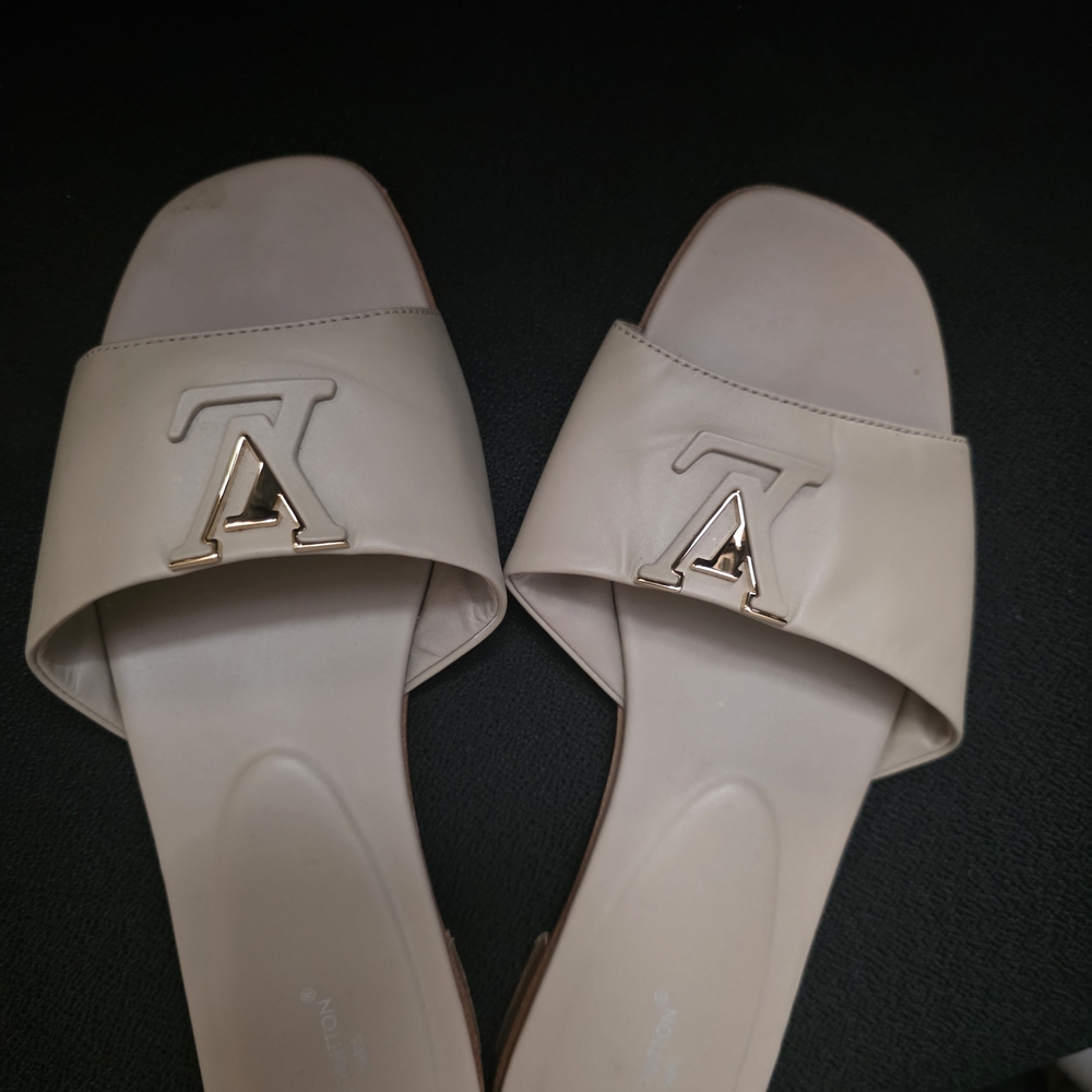 Louis Vuitton Cream Slide Sandals with Gold LV Accent - Picture 5 of 7